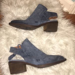 Born blue boots